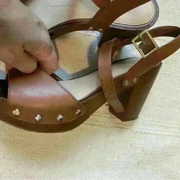 Gianni Bini wood block heels Sz 6 1/2 - Picture 6 of 11